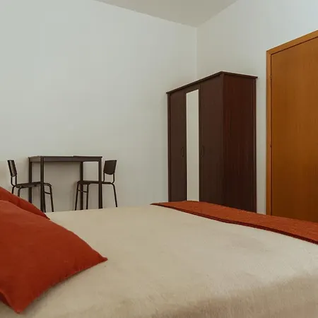 La Venere Guest house *