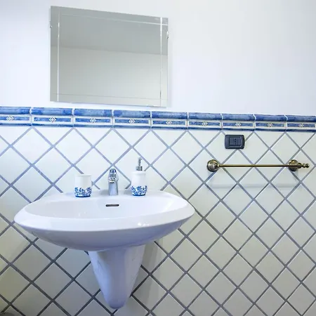 La Venere Guest house 3*